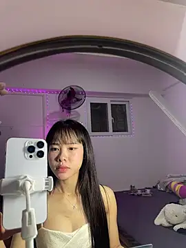 Lov3lily online show from 06.05.26