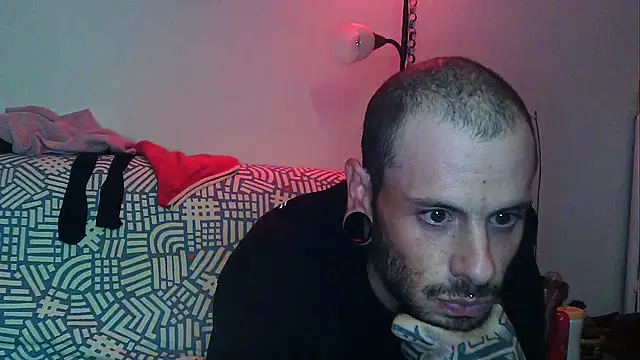 Snapshot of imponenteZeus chatting on 05.10.26 imponenteZeus online show from 05.10.26