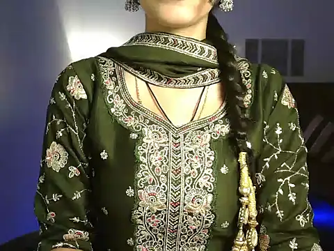 Snapshot of Moksha_ chatting on 06.21.26 Moksha online show from 06.21.26