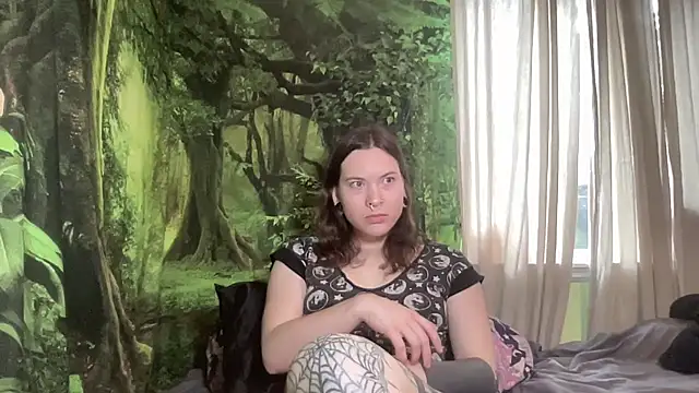 Snapshot of mo0ngoddess chatting on 03.15.25 mo0ngoddess online show from 03.15.25