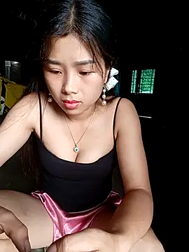 Snapshot of Kirix_adra chatting on 05.18.26 Kirix adra online show from 05.18.26