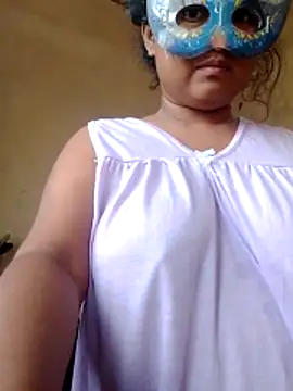 Snapshot of Rishwana77 chatting on 06.15.26 Rishwana77 online show from 06.15.26