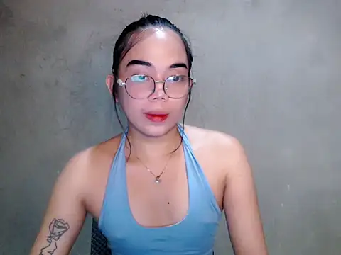 Snapshot of Urbabydollxxx chatting on 06.27.26 Urbabydollxxx online show from 06.27.26