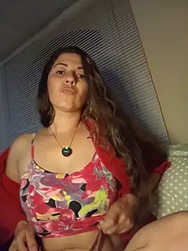 Snapshot of sweet_tifani chatting on 06.18.26 sweet tifani online show from 06.18.26
