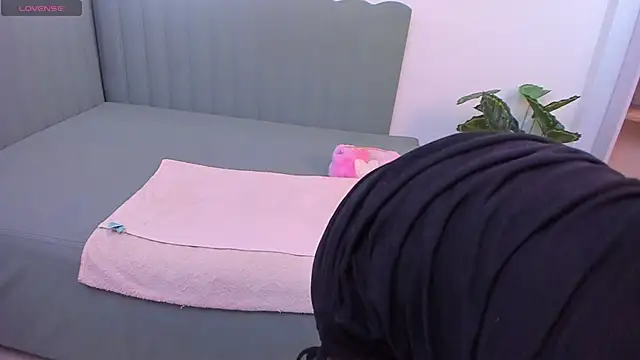HannaCarttier  online show from 06.20.26
