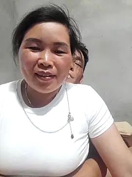 myle-couple22 online show from 05.17.26