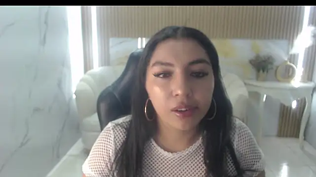 Snapshot of Alexa_s1 chatting on 06.25.26 Alexa s1 online show from 06.25.26