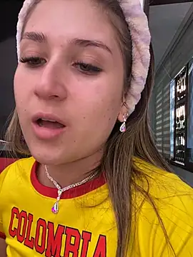 IsabelleMilan online show from 06.27.26