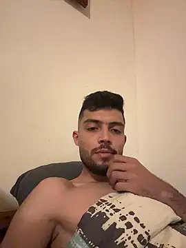 Snapshot of Z-man- chatting on 07.04.26 Z-man- online show from 07.04.26