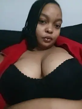 Snapshot of CaramelBBrown chatting on 05.14.26 CaramelBBrown online show from 05.14.26