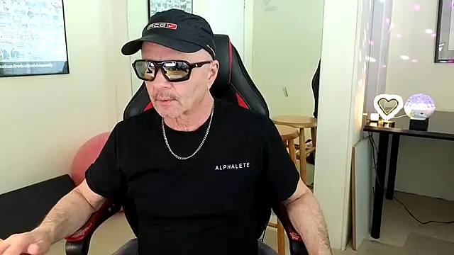 hotdadbod online show from 01.14.25