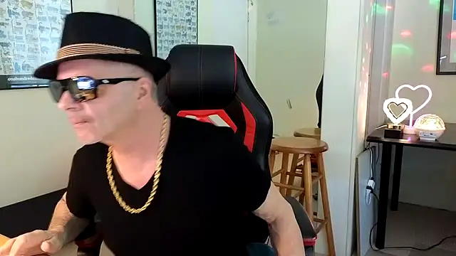 hotdadbod online show from 01.20.25