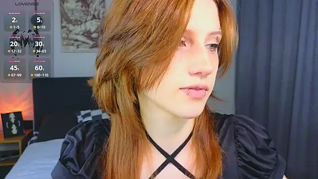 Snapshot of vampi_queen chatting on 06.27.26 vampi queen online show from 06.27.26