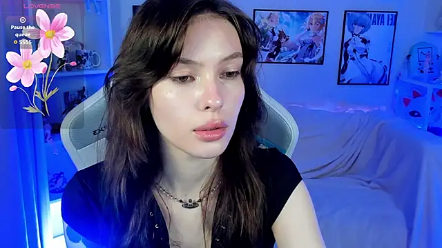 Snapshot of Mili_Joy chatting on 06.10.26 Mili Joy online show from 06.10.26