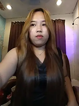 Snapshot of Anne_licous chatting on 05.19.26 Anne licous online show from 05.19.26