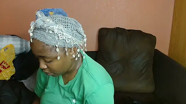 African Busty online show from 06.05.26
