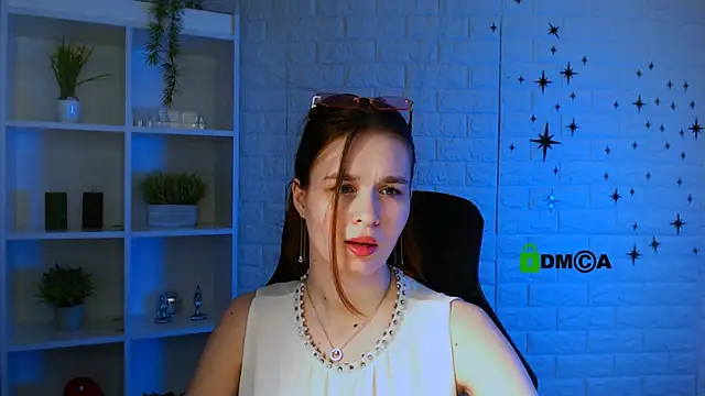 Snapshot of angie_foxy1 chatting on 06.01.26 angie foxy1 online show from 06.01.26