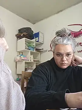 Snapshot of Lulitahot chatting on 05.19.26 Lulitahot online show from 05.19.26