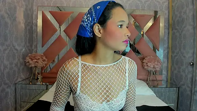 tasty desires  online show from 06.17.26