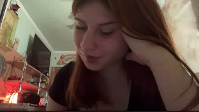 Snapshot of EmmaLovelyBB chatting on 05.13.26 EmmaLovelyBB online show from 05.13.26