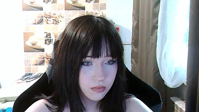 Snapshot of NoirEva chatting on 06.18.26 NoirEva online show from 06.18.26