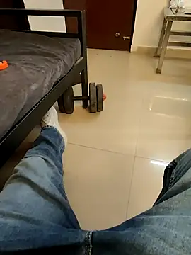 Snapshot of MrgigoloNCRRR9 chatting on 06.25.26 MrgigoloNCRRR9 online show from 06.25.26
