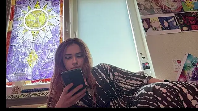 Snapshot of KiraMayson chatting on 05.16.26 KiraMayson online show from 05.16.26