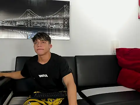 rocco gym online show from 06.05.26