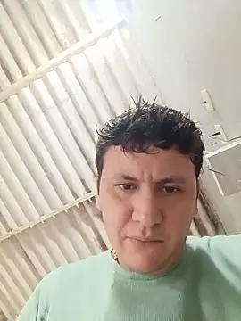 Snapshot of Maduro-Mariquita chatting on 06.16.26 Maduro-Mariquita online show from 06.16.26