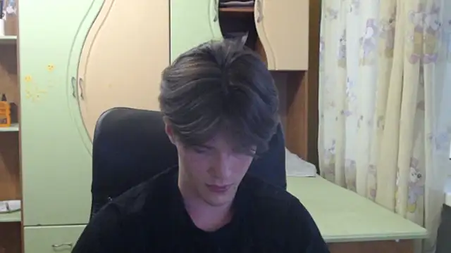 Snapshot of arthur___king chatting on 06.18.26 arthur king online show from 06.18.26