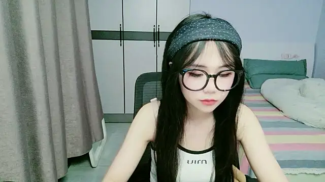 Snapshot of xiaoxiaoyu030 chatting on 05.24.26 xiaoxiaoyu030 online show from 05.24.26