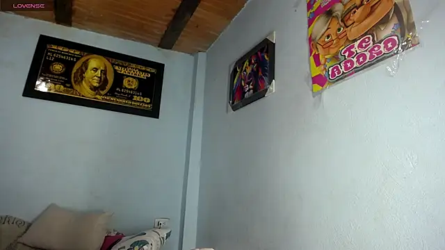 Snapshot of Emily_Hornys20 chatting on 05.30.26 Emily Hornys20 online show from 05.30.26
