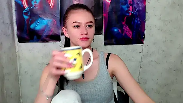 Snapshot of AprillXoxo chatting on 06.11.26 AprillXoxo online show from 06.11.26