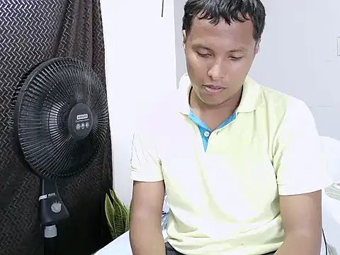 Snapshot of tovarsexy28 chatting on 05.19.26 tovarsexy28 online show from 05.19.26