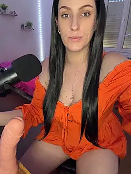 Snapshot of Liahhx chatting on 05.16.26 Liahhx online show from 05.16.26
