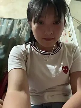 Snapshot of My-cute chatting on 05.23.26 My-cute online show from 05.23.26