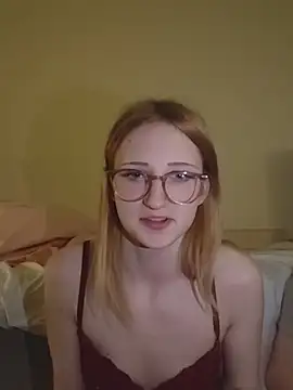 LauraundSteve  online show from 05.17.26