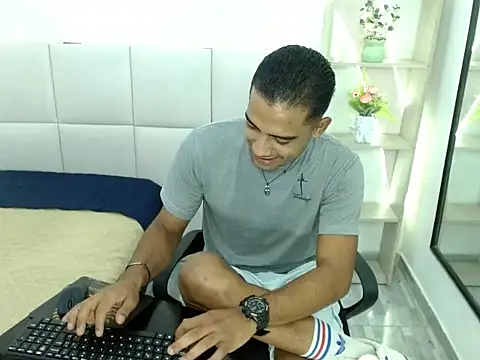 Snapshot of ivytemptation chatting on 06.13.26 ivytemptation online show from 06.13.26