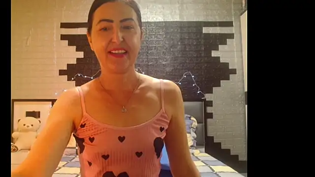Snapshot of Ada_Vera chatting on 05.19.26 Ada Vera online show from 05.19.26