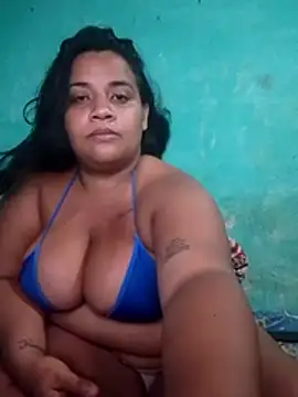 Snapshot of sexy-latina24u chatting on 05.15.26 sexy-latina24u online show from 05.15.26
