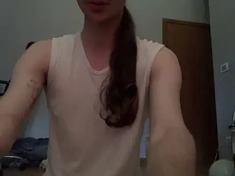 Snapshot of Mattnavybutt chatting on 05.20.26 Mattnavybutt online show from 05.20.26