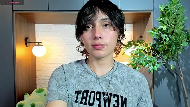 Snapshot of Brunodeluca_ chatting on 06.22.26 Brunodeluca online show from 06.22.26