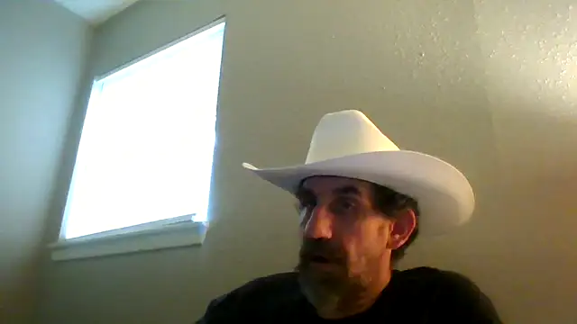 Snapshot of old_Domino chatting on 05.21.26 old Domino online show from 05.21.26