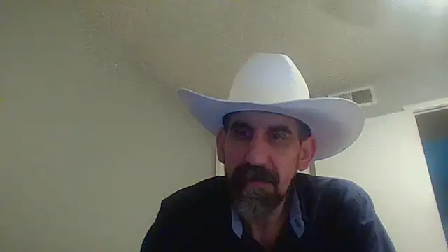 Snapshot of old_Domino chatting on 06.11.26 old Domino online show from 06.11.26