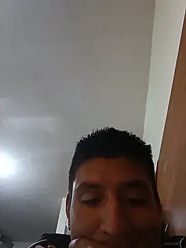 Snapshot of Eugeniosor chatting on 05.21.26 Eugeniosor online show from 05.21.26
