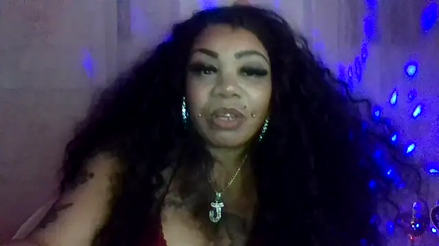 Snapshot of NailGoddessnow chatting on 11.24.25 NailGoddessnow online show from 11.24.25