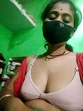 Snapshot of Rachnaaapkijaan78 chatting on 06.19.26 Rachnaaapkijaan78 online show from 06.19.26