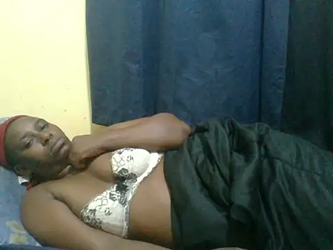 Snapshot of naughty-slender chatting on 06.29.26 naughty-slender online show from 06.29.26