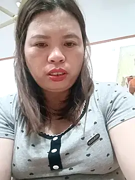 Snapshot of -Yeyi- chatting on 06.25.26 -Yeyi- online show from 06.25.26