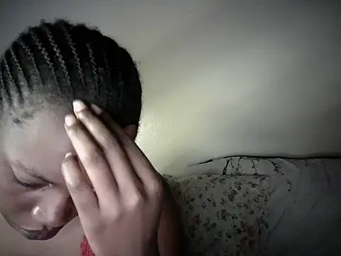 Snapshot of sexy_muna chatting on 06.27.26 sexy muna online show from 06.27.26
